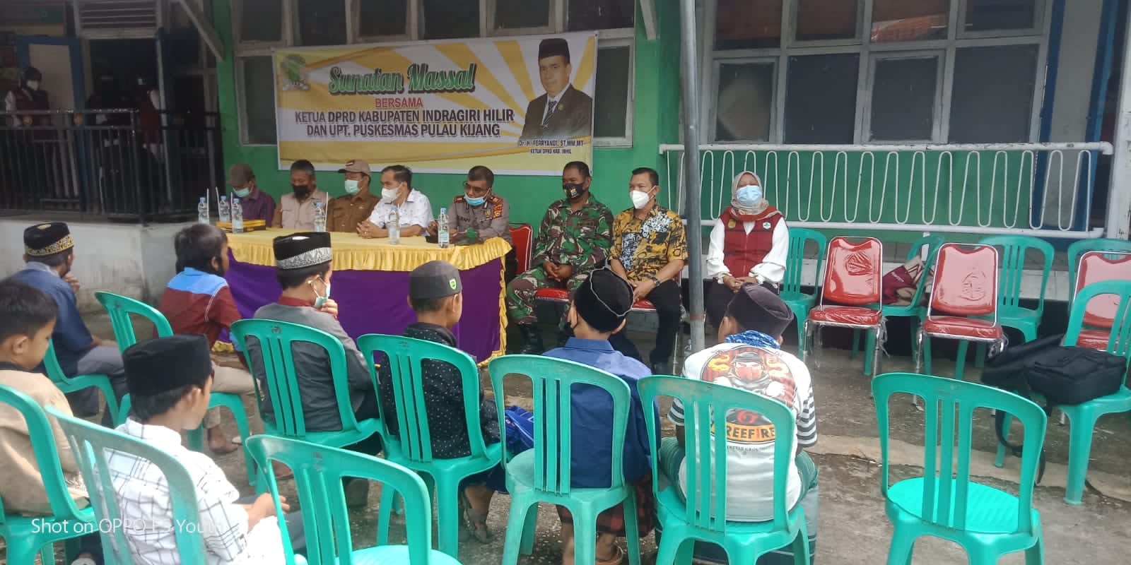 Personil Koramil 07/Reteh Amankan Sunat Massal Ketua DPRD Inhil untuk 100 Anak di Reteh