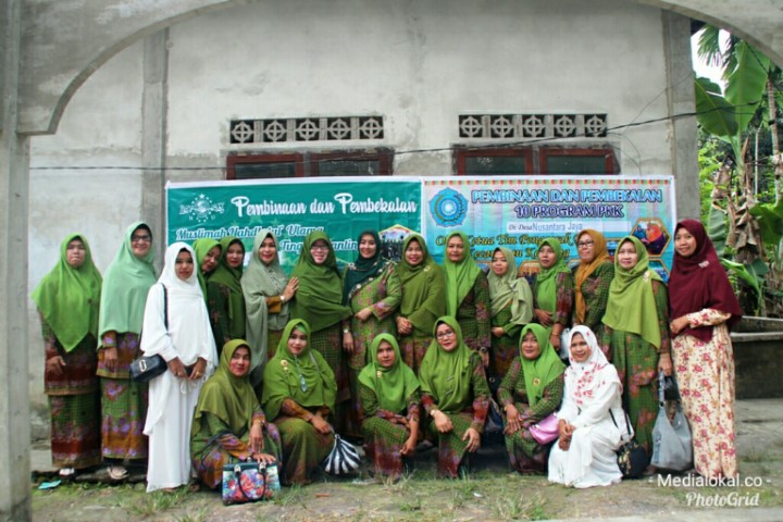 Hadiri Isra Miraj di Desa Nusantara Jaya, ini Pesan Zulaikha Wardan 