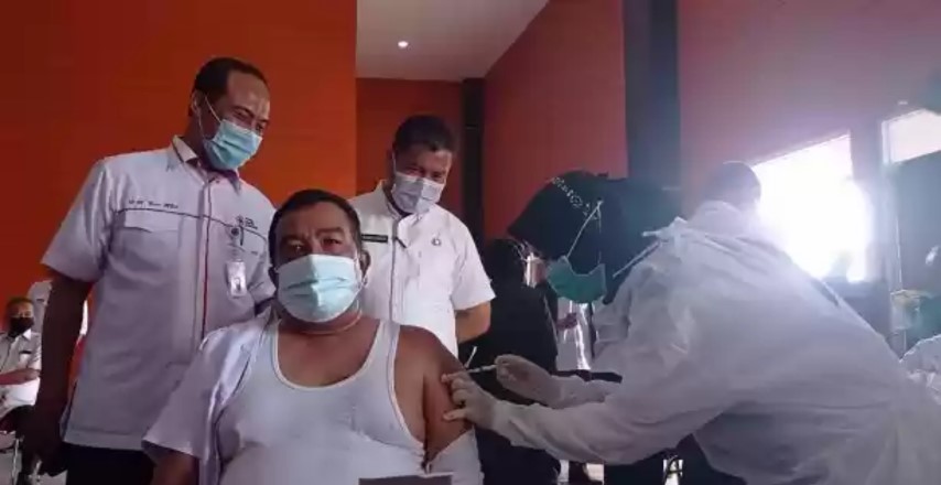 360 Pejabat Eselon Pemko Disuntik Vaksin Hari Ini