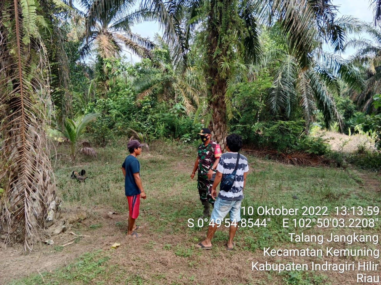 Cegah Kebakaran, Babinsa Koramil 09/Kemuning Rutin Turun Ke Wilayah