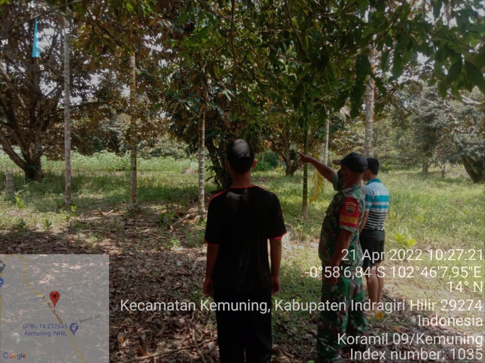 Sertu Adenan Hayat Menghimbau Warga Agar Tidak Membuka Lahan Sembarangan