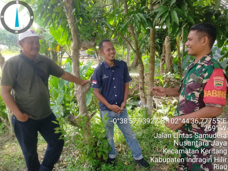 Demi Kenyamanan, Babinsa Koramil 09/Kemuning Giat Lakukan Pencegahan Terhadap Lahan dan Hutan