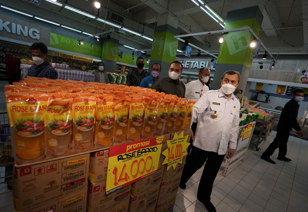 Minyak Goreng Curah Murah Besok Mulai Didistribusikan ke pasar Tradisonal di Pekanbaru