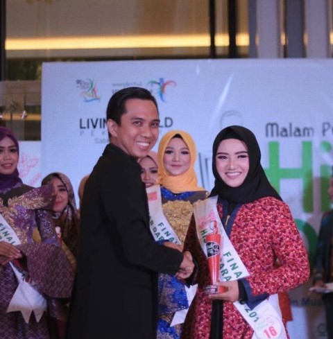 Marini, Mahasiswa Cantik Asal Riau dengan Segudang Prestasi