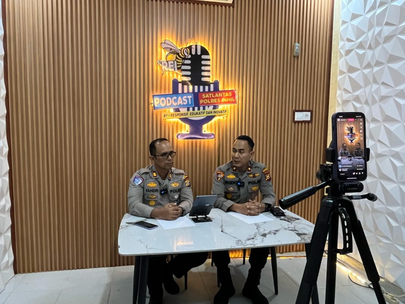 Kasat Lantas Polres Inhil Podcast, Bahas Program Keselamatan Lalu Lintas