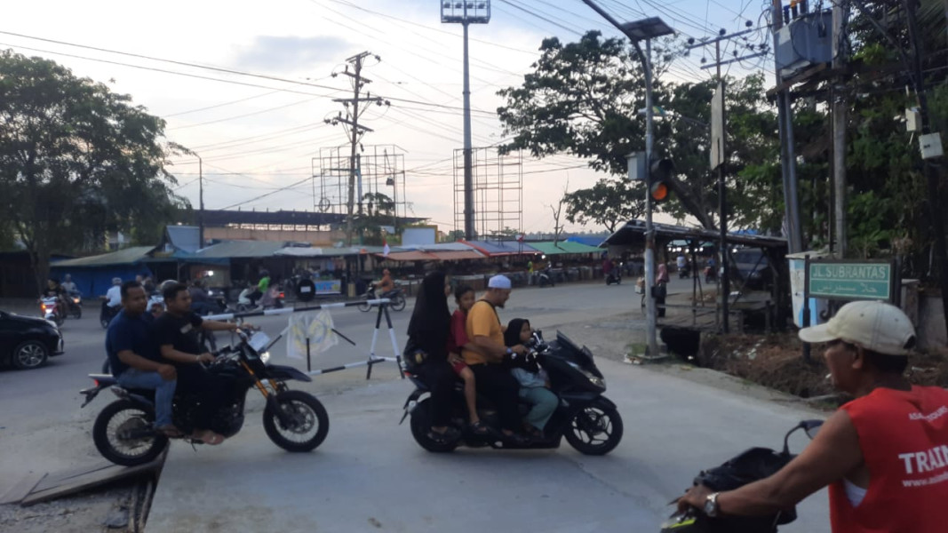 Wakil Ketua DPRD Inhil Sebut Pekerjaan Jalan Soebrantas Terkesan Dipaksakan