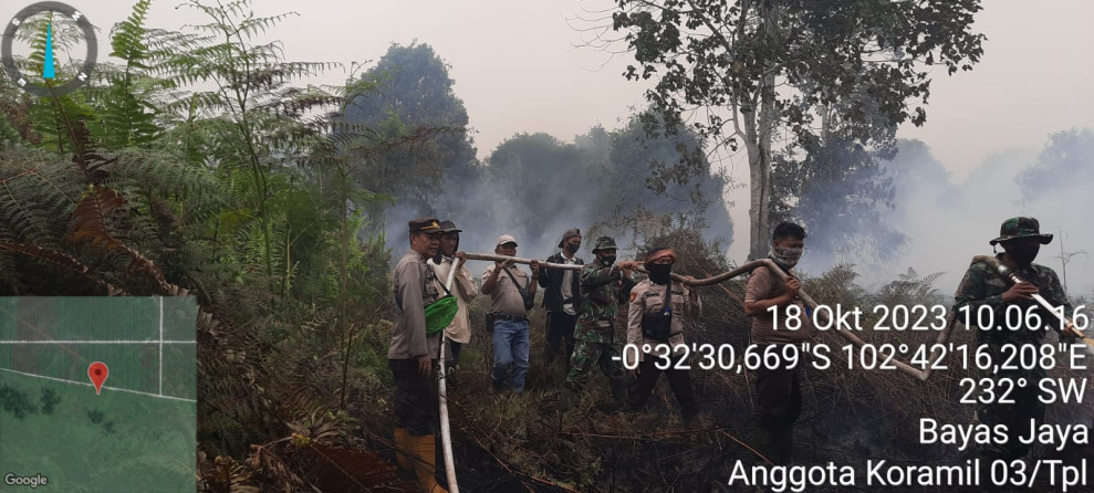 Babinsa Koramil 03/Tpl Bersama Stakeholder Terkait Berhasil Padamkan Karhutla