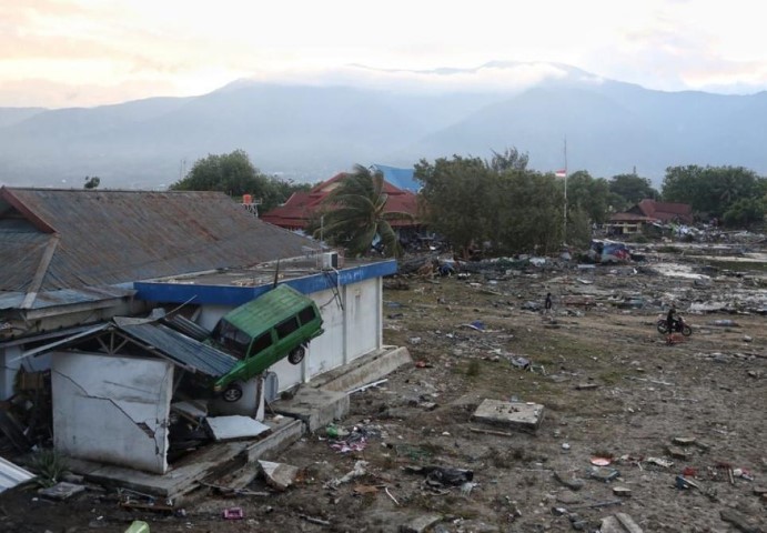 Ngabalin: Tak Ada Alasan Gempa Sulteng Jadi Bencana Nasional