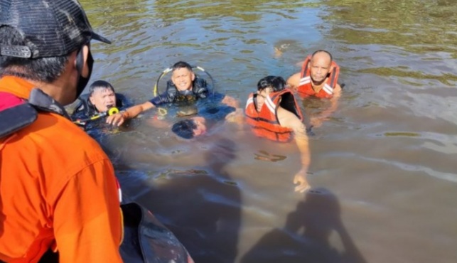 KABAR DUKA, Setelah Syuting Promosi Wisata Ekang, Anggota GenPI Bintan Meninggal Tenggelam KABAR DUKA, Setelah Syuting Promosi Wisata Ekang, Anggota GenPI Bintan Meninggal Tenggelam