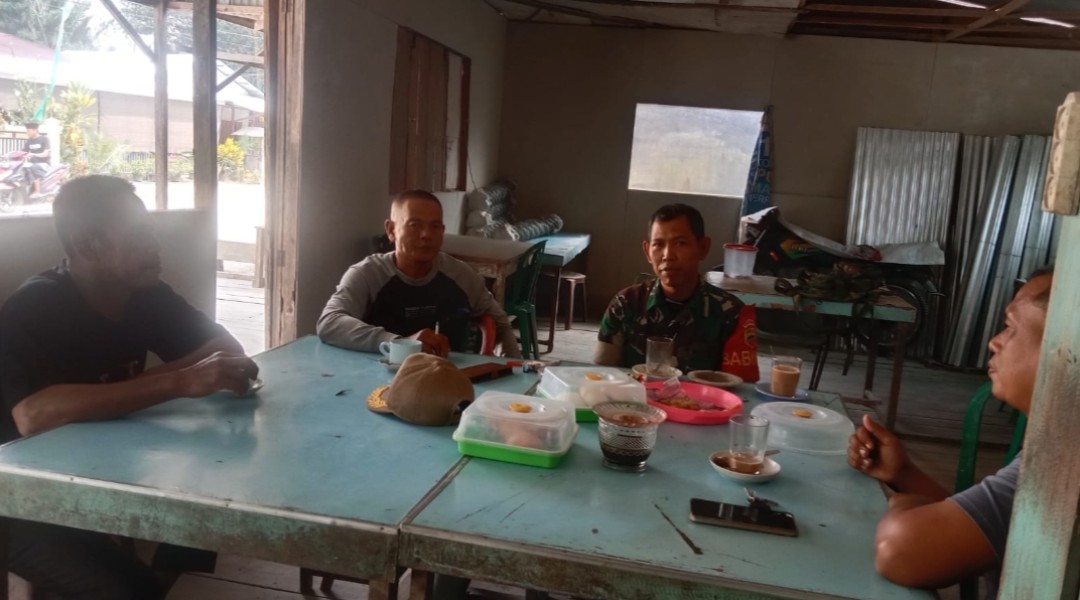 Babinsa Koramil 07/Reteh: Silaturahmi dan Komunikasi yang Baik