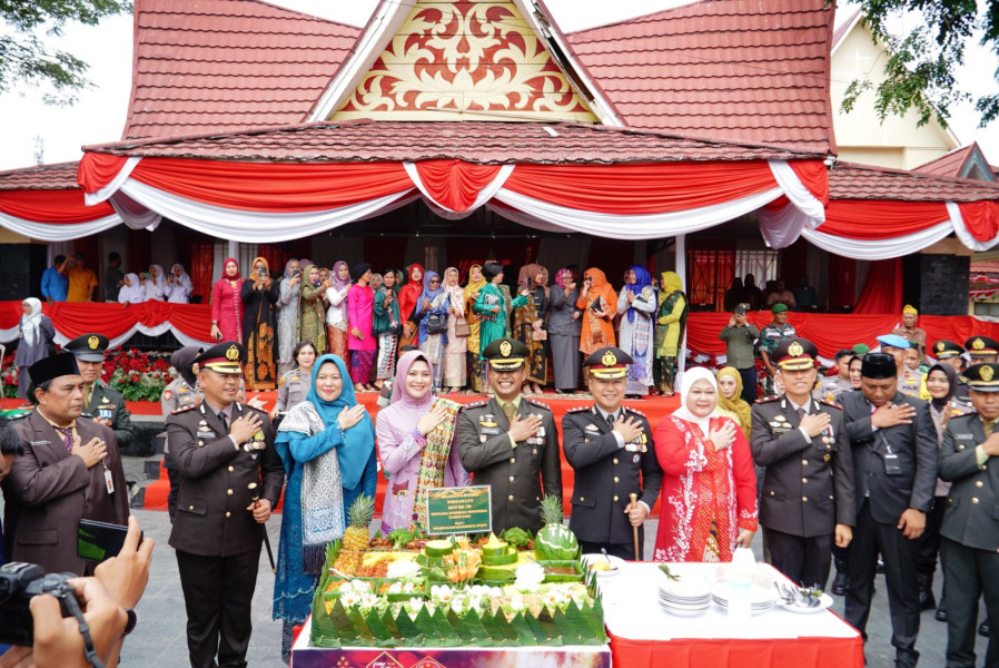 Wakili Pj Bupati, Asisten II Setda Kampar Gelar Upacara Peringatan HUT TNI Ke-79 Tahun