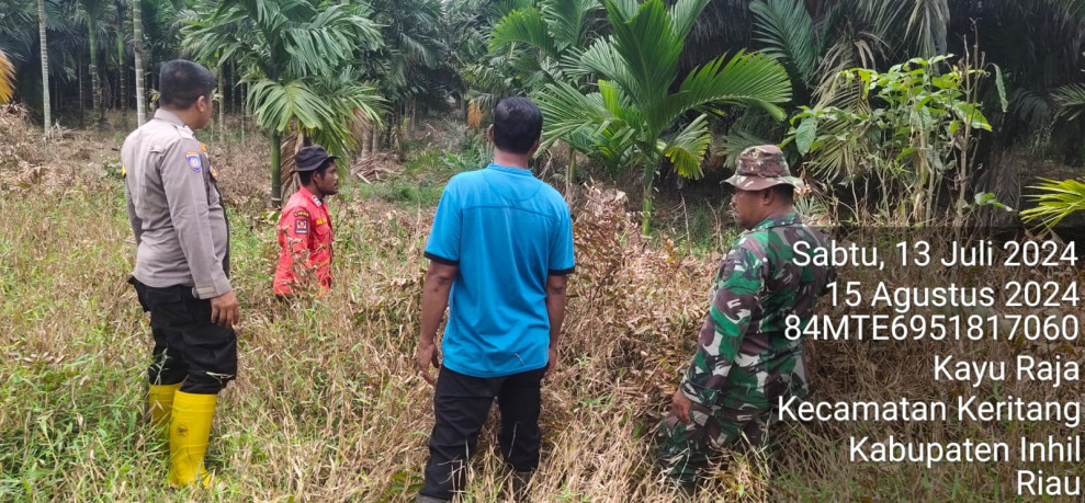 Wujudkan Udara Segar, Babinsa Koramil 09/Kemuning Cegah Karhutla