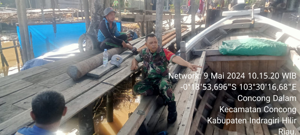 Sebagai Bentuk Kedekatan Dengan Masyarakat, Babinsa Koramil 04/Kuindra Rutin Laksanakan Komsos di Binaan