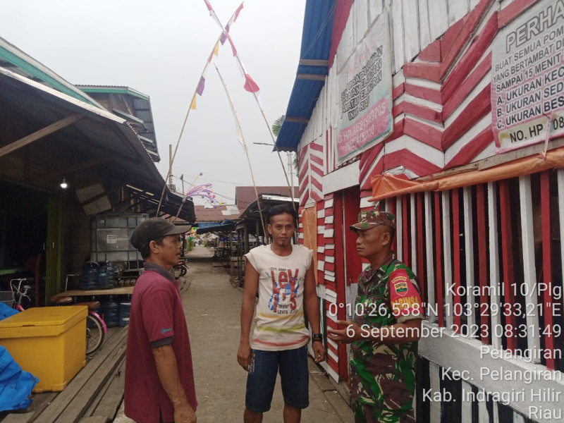 Babinsa Koramil 10/Pelangiran Terus Berupaya Untuk Menjaga Kenyamanan dan Ketertiban Di Binaan