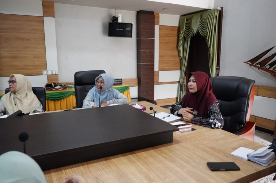Ketua TP-PKK Inhil Katerina Pimpin Rapat Perdana, Bahas Program Kerja 2025