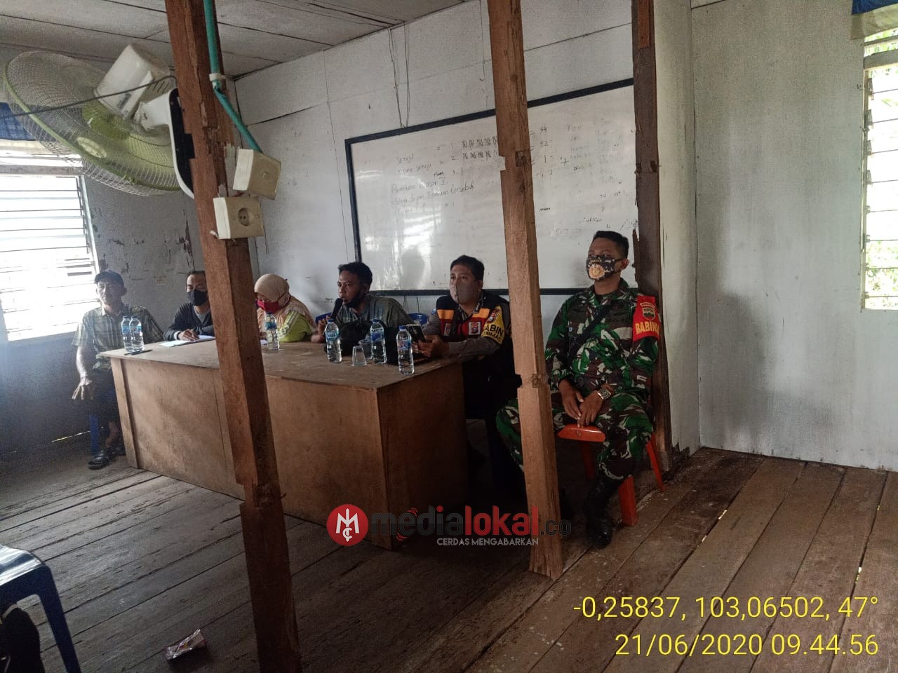 Babinsa Koramil 12/Batang Tuaka Hadiri Rapat Penyusunan RKP Desa Sungai Junjangan