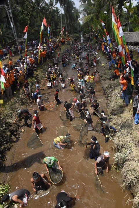 Festival Bakaroh Sungai Intan Inhil Kian Diminati