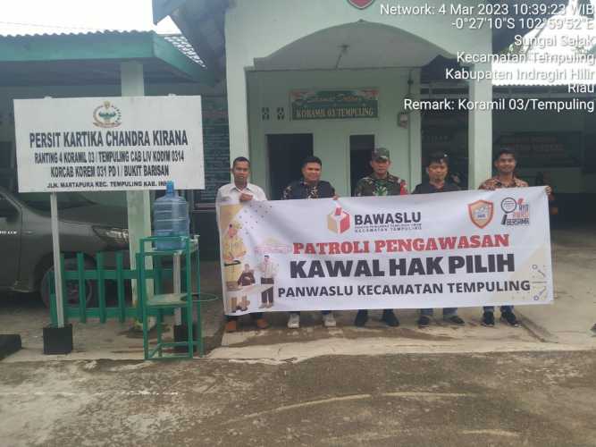 Bersama  Babinsa 03/TPL, Panwaslu Patroli Pengawasan Kawal Hak Pilih