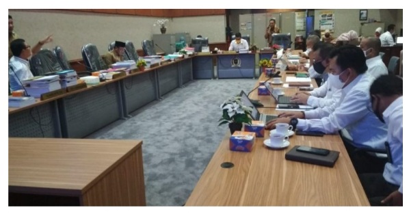 Gelar RDP, DPRD Riau Semprot PLN: Rumah Kosong Kok Tagihannya Naik?