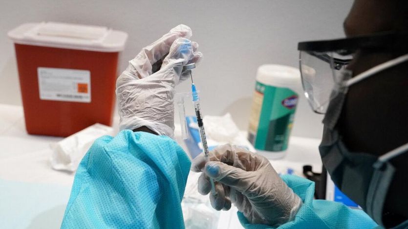 Meningkat Pesat, Kesadaran Masyarakat Pekanbaru untuk Dapatkan Vaksin