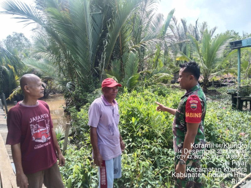 Peduli Terhadap Hutan Dan Lahan Melalui Patroli Rutin Karlahut Bersama Babinsa Koramil 04/Kuindra