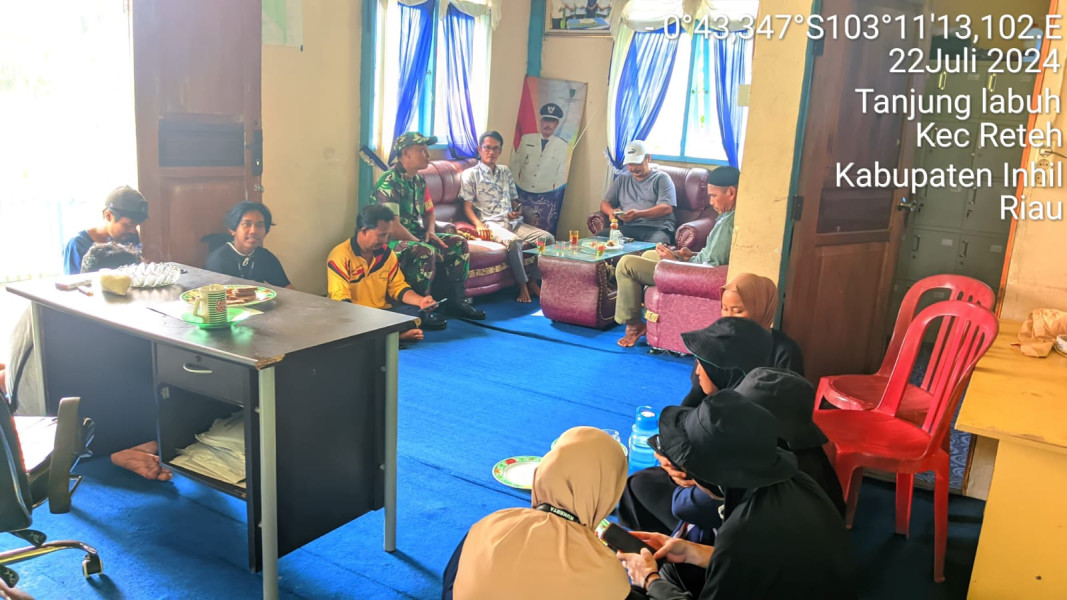 Jaga Keamanan dan Ketertiban Di Desa Melalui Komsos Serda M. Tahir