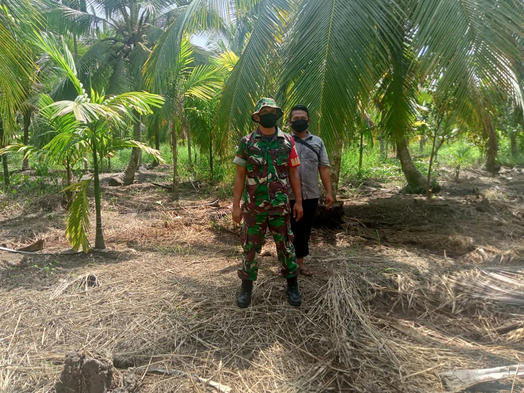Bersama MPA, Serda Deni Susanto Lakukan Patroli dan Sosialisasi