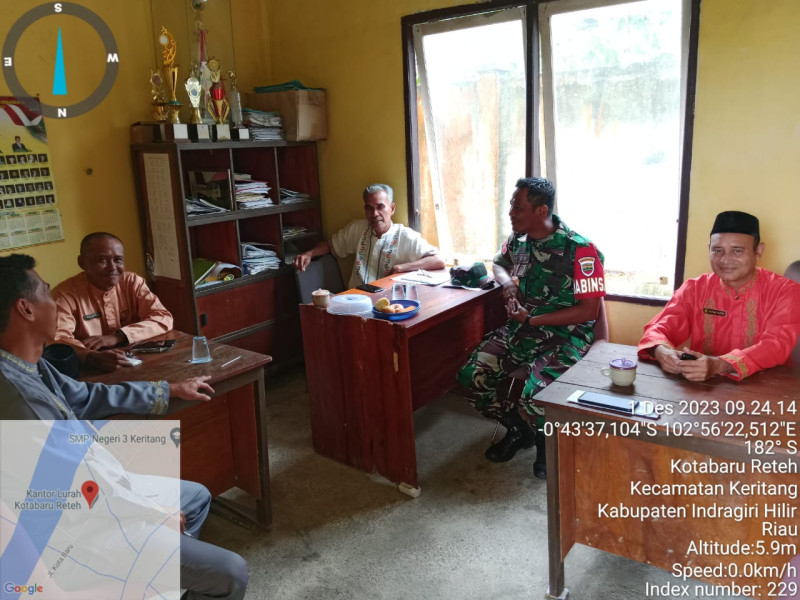 Agar Tetap Terjalinnya Silaturahmi, Babinsa Koramil 09/Kmg Jalin Kedekatan Bersama Staf Kelurahan