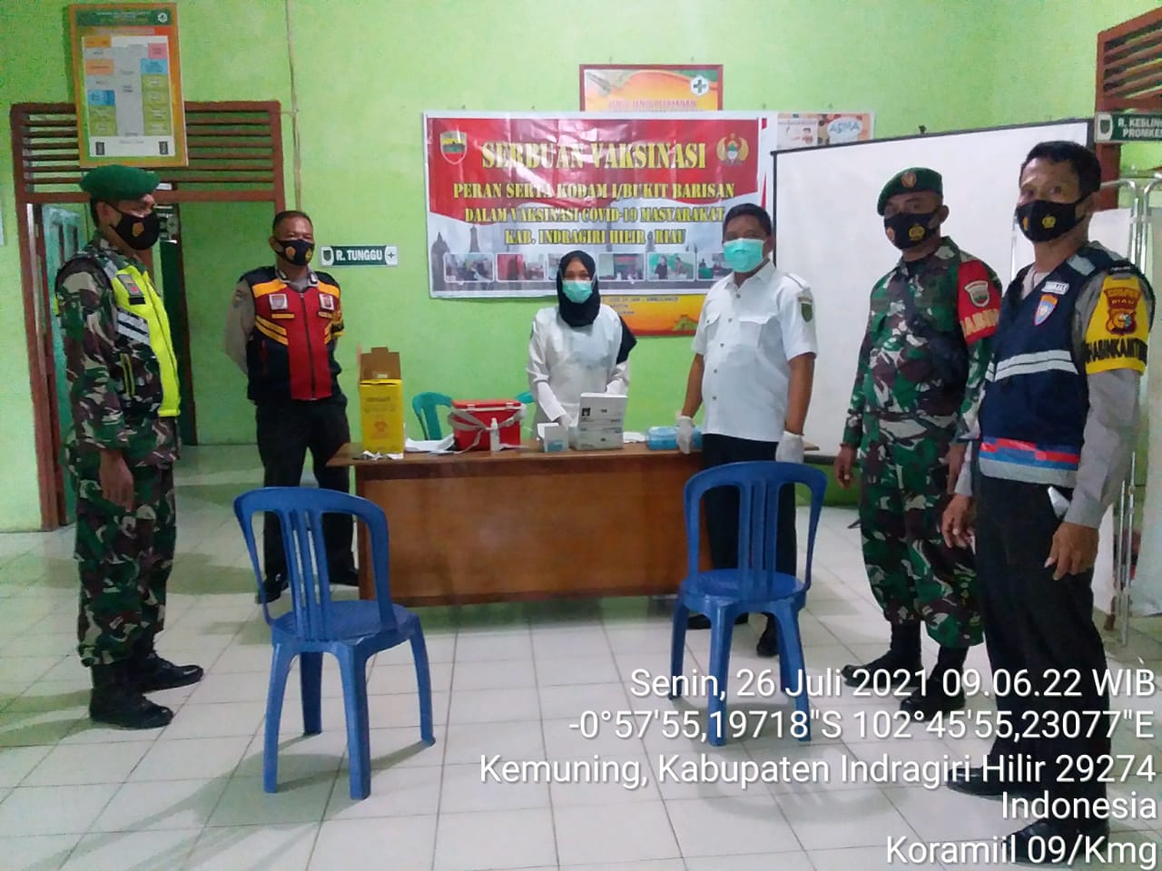 Koramil 09/Kemuning Bantu Pelaksanaan Serbuan Vaksinasi