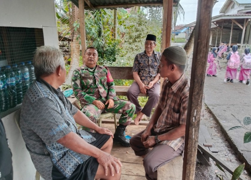 Bhabinsa Koramil 05/Gas Sertu Guntur Laksanakan Pengawasan SDM di Bidang Komduk