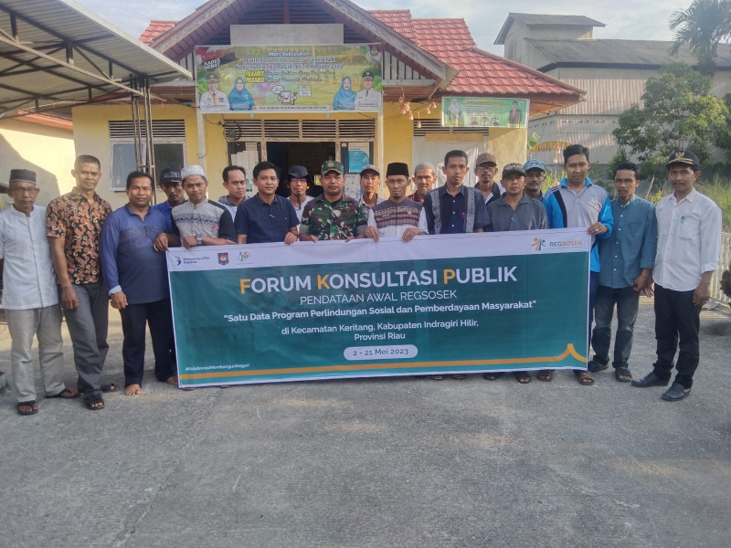 Dari Hasil Pendataan Regsosek, Babinsa Desa Mekar Sari Menghadiri Rapat Forum Konsultasi Publik