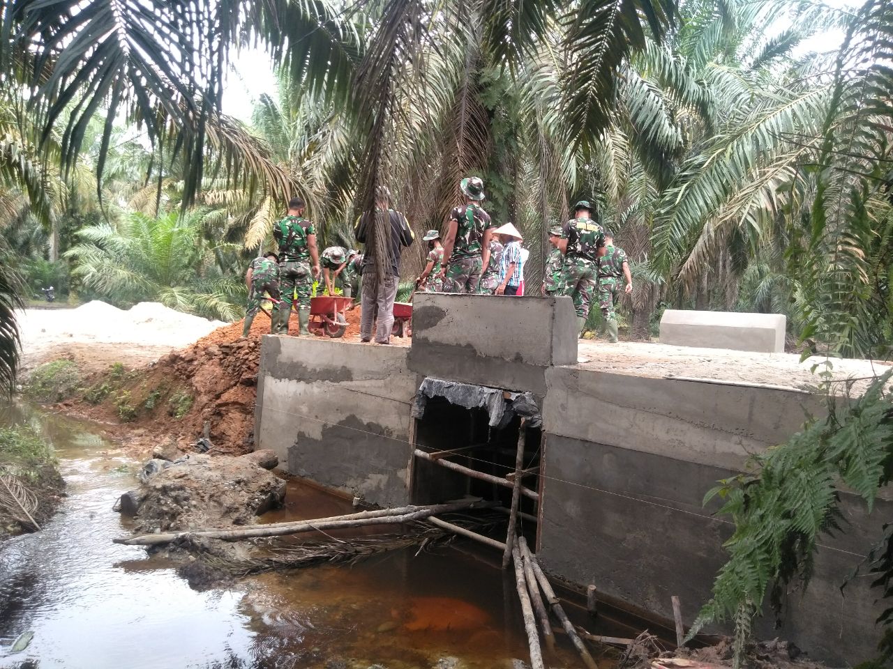 Pembangunan Box Culvert Di Desa Suka Damai Ujung Batu Rohul Hampir Tuntas Pembangunan Box Culvert Di Desa Suka Damai Ujung Batu Rohul Hampir Tuntas