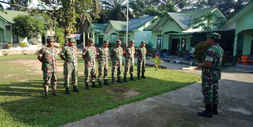 Rutininas Danramil 09/Kemuning Melaksanakan Apel Pagi