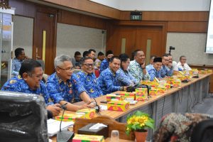 Syafaruddin Poti dan Agung Nugroho Bersama Komisi IV DPRD Riau Mengadakan RDP Dengan Bidang Perumahan dan Kawasan Permukiman Dinas PUPR-PKPP Provinsi Riau