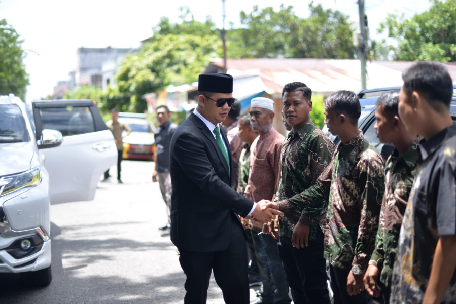 Hardianto Alias Asek: Bersama Rakyat Kita Membangun