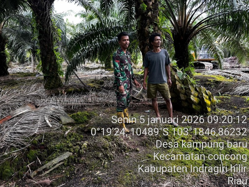 Babinsa Koramil 04/Kuindra Laksanakan Patroli Tapal Batas, Masyarakat Aman dan Nyaman