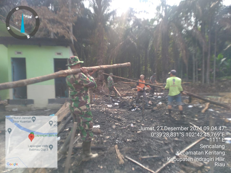 TNI-Masyarakat Gelar Gotong Royong Bangun Sekolah MI Darul Aqraar