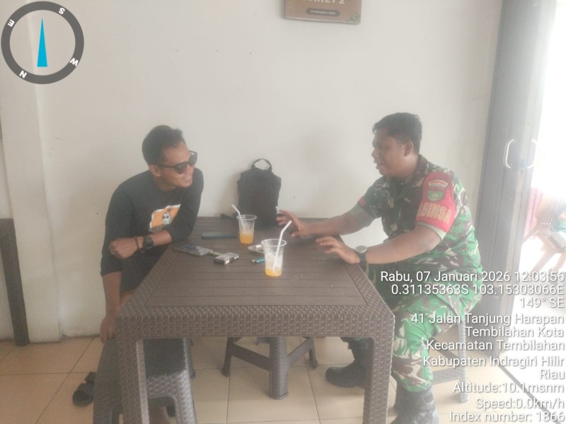 Babinsa Koramil 04/Kuindra Rutin Lakukan Komsos: Kami Ingin Warga Aman dan Nyaman