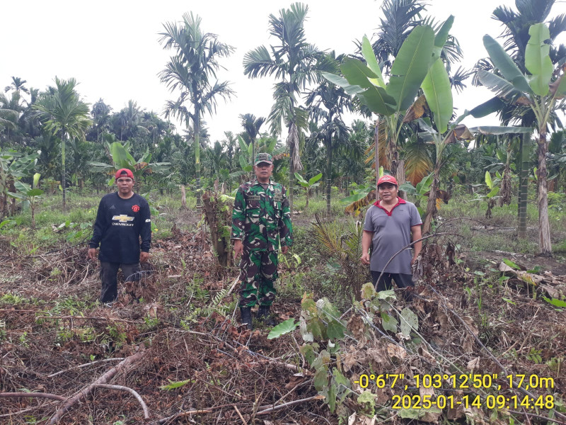 Serma sasmito Giat Rutin Laksanakan Patroli di Lahan Terbuka Dan Semak Belukar Di Wilayah Rawan Karlahut