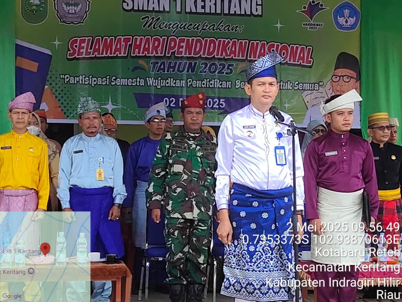 Peringatan Hardiknas: Danpos Keritang Hadiri Upacara di SMP N 1 Keritang