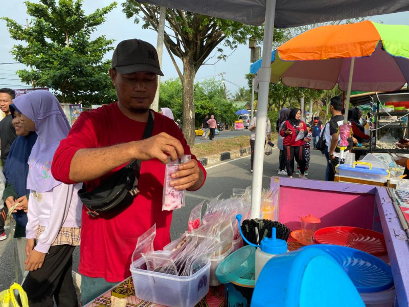 Es Jelly Akar Yang Begitu Manis