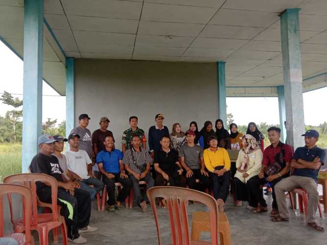 Babinsa Koramil 04/Kuindra Hadiri Pembentukan Panitia Pemilihan Pilkades