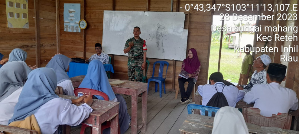 Koramil 07/Reteh Serda M. Tahir Himbau Orang Tua Agar Menjaga Anak-anaknya Dari Judi Online