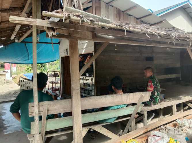 Babinsa Koramil 09/Kemuning Jalin Silaturrahmi Bersama Warga Binaan