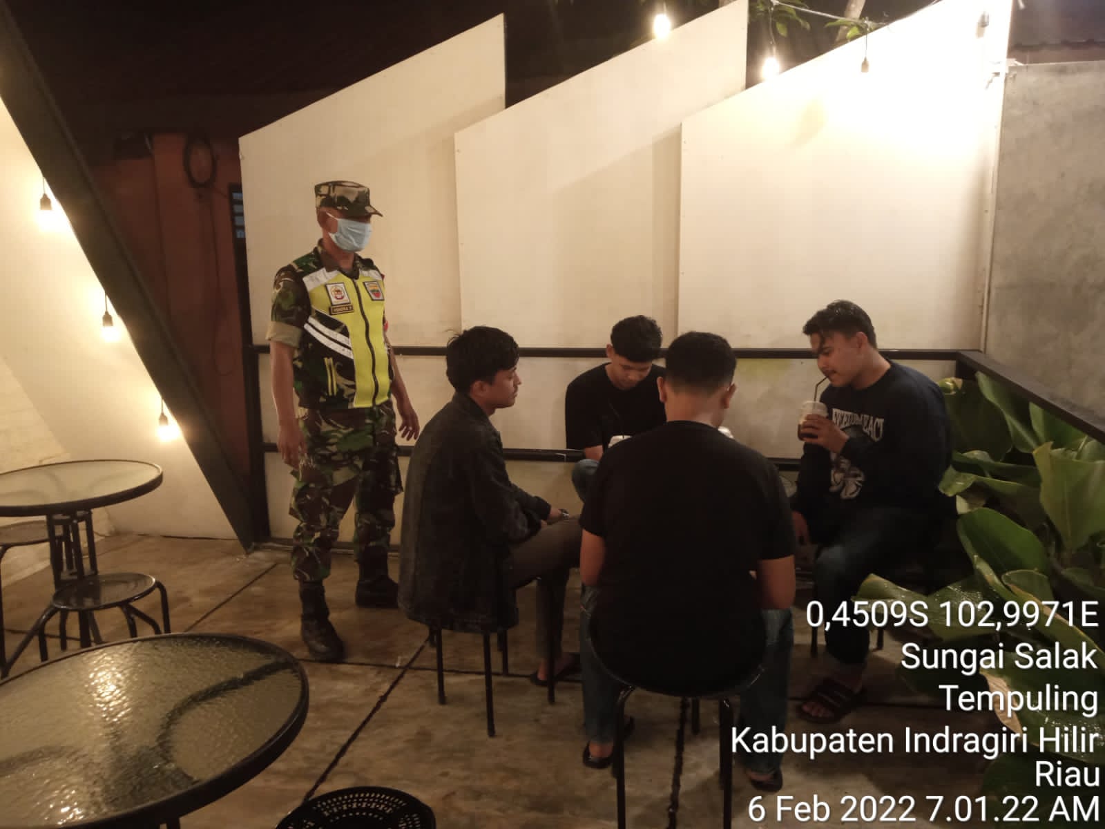 Inilah Sasaran Patroli Malam Serka Hendra Putra Babinsa Koramil 03/Tempuling