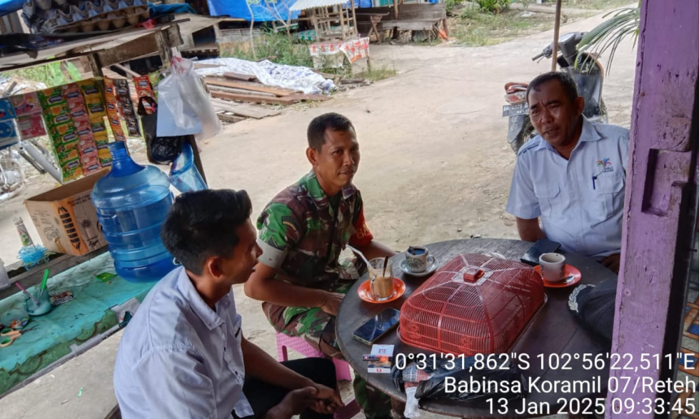 Jembatan Silaturahmi Sungai Batang: Serka Yadi Yanto Dekatkan TNI-Masyarakat