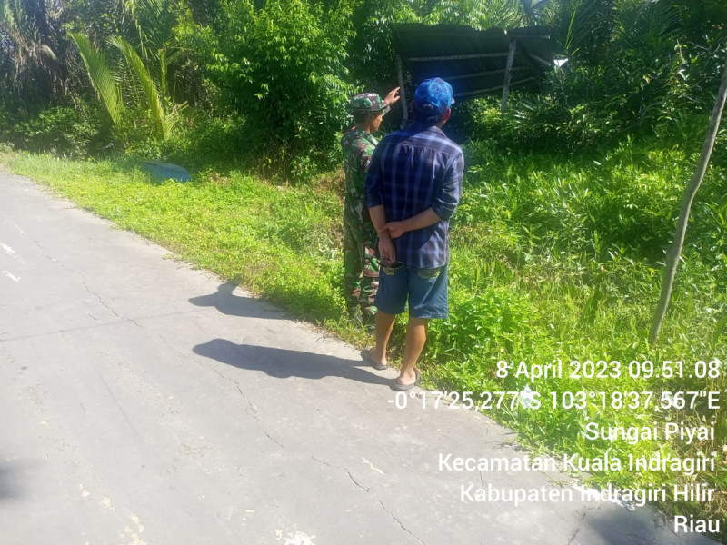 Cegah Kebakaran Secara Rutin Bersama Babinsa Koramil 04/Kuindra