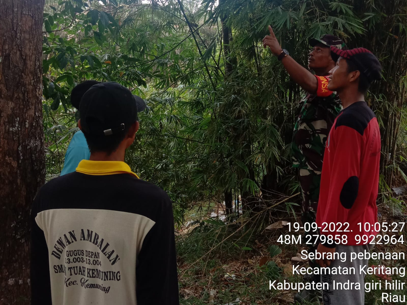 Himbauan Patroli Kepada Warga Oleh Babinsa Koramil 09/Kemuning