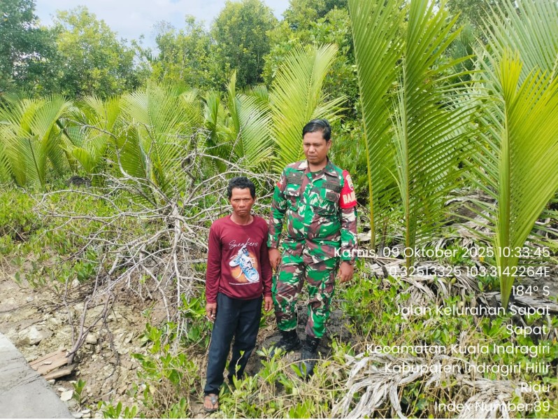 Kegiatan Patroli Tapal Batas: Babinsa Koramil 04/KDR Jaga Keamanan Wilayah