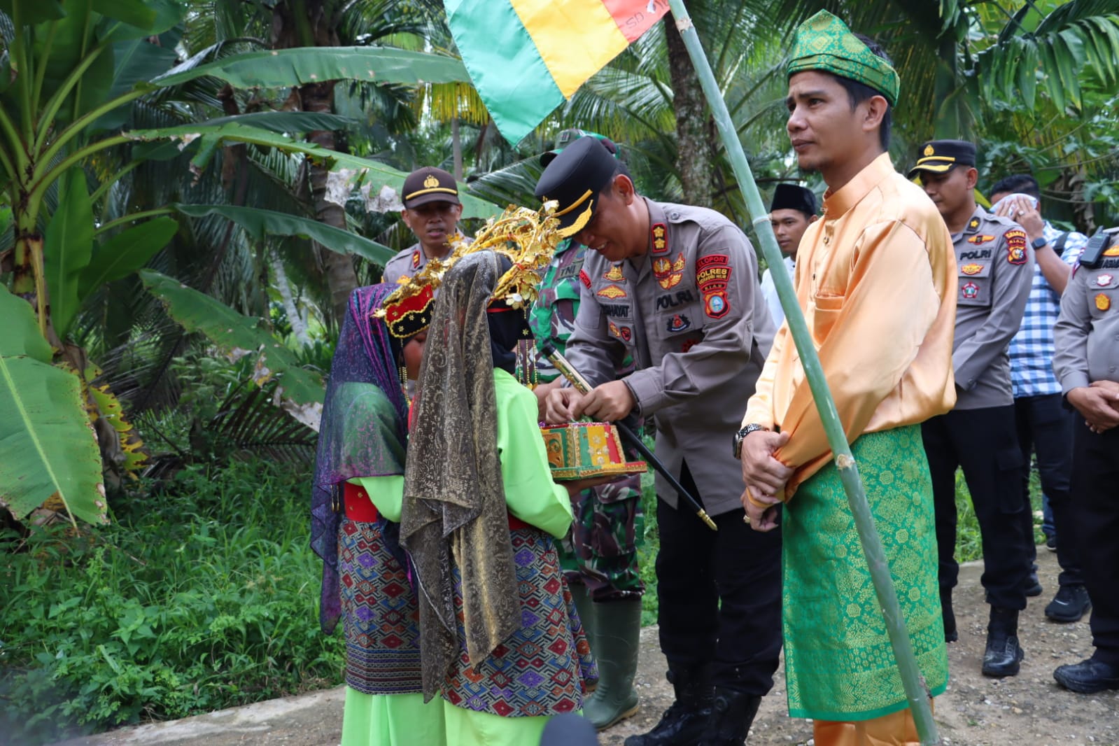Semringah Bapak Arsyad Terpancar, 1 Harapan Rumah Layak Huni Diresmikan Kapolres Inhil 